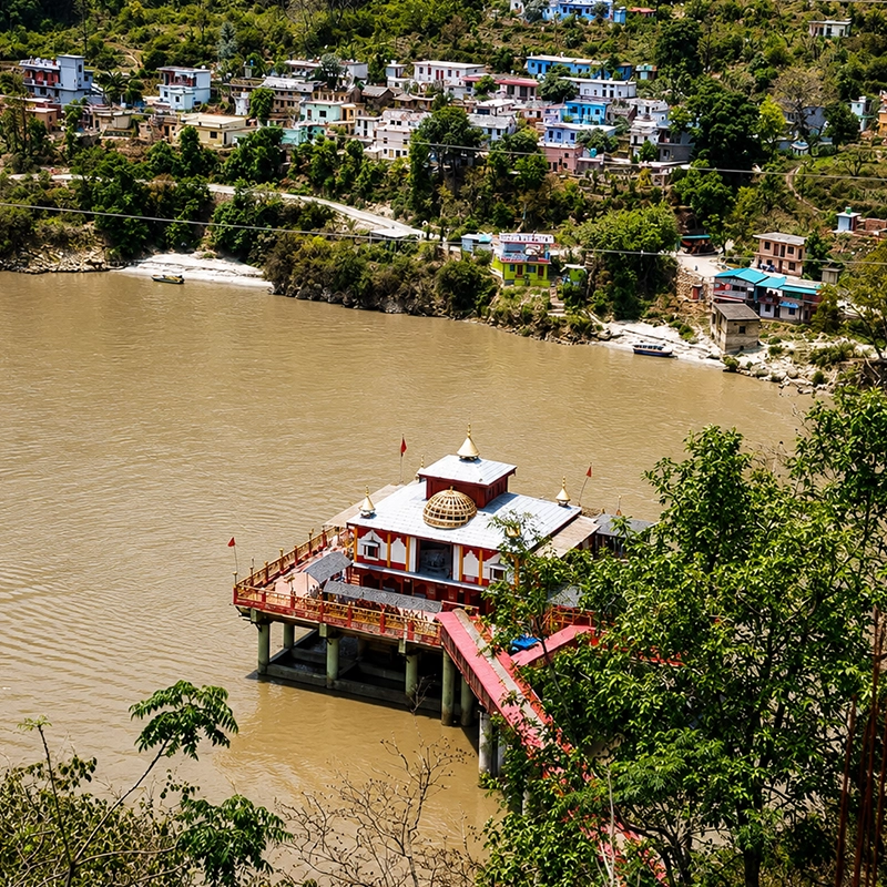 Maa Dhari Devi Temple beside the Alaknanda River